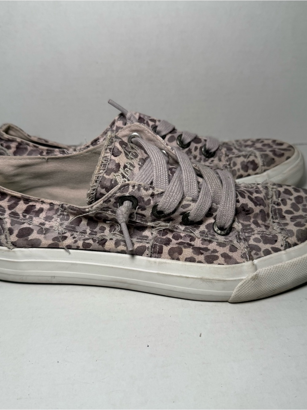 Blowfish Malibu Leopard Print Sneakers Women’s 7.5 - Picture 4 of 7